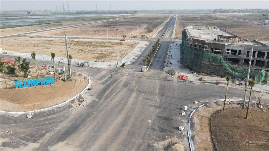 Chính chủ bán lô công nghiệp 2000m2, giá gốc cao 7,7tr/m2, vị trí đẹp.