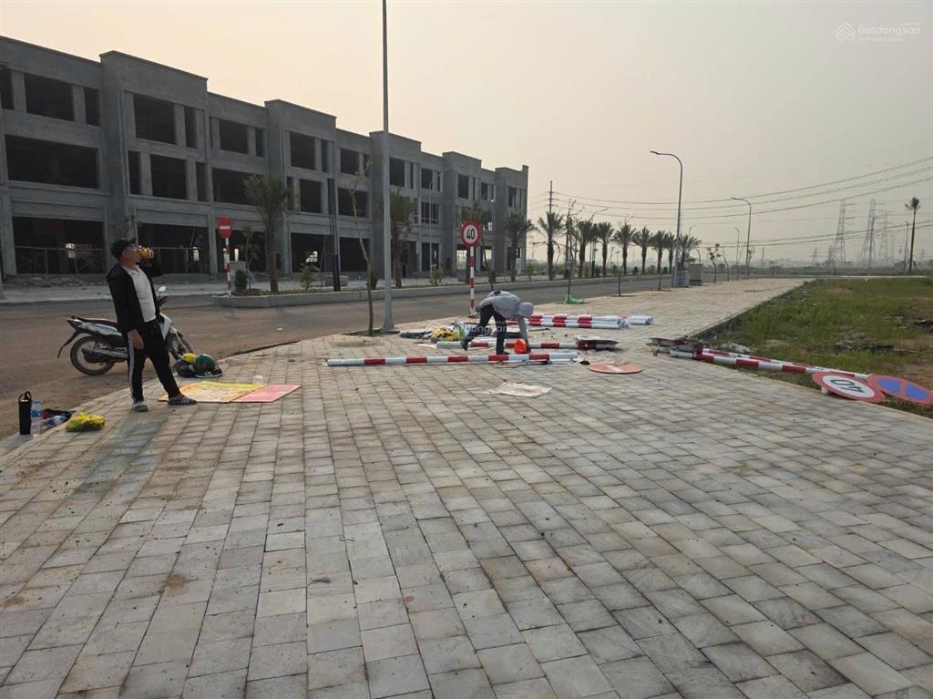 Bán kho, nhà xưởng tại cụm công nghiệp kim bài, giá bán thỏa thuận, 2700m2 giá gốc 5,4tr/m2