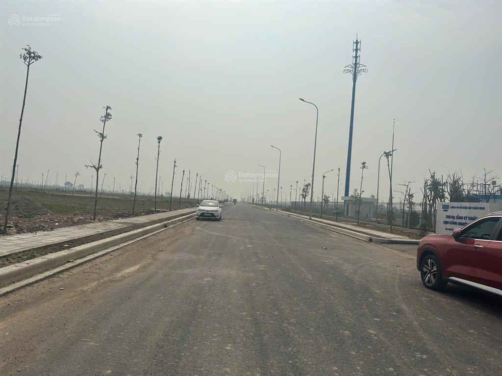 Chính chủ bán lô nhà xưởng 2169,12m2, giá gốc 7,7tr/m2. giá bán nhỉnh 9tr/m2. vị trí đẹp.