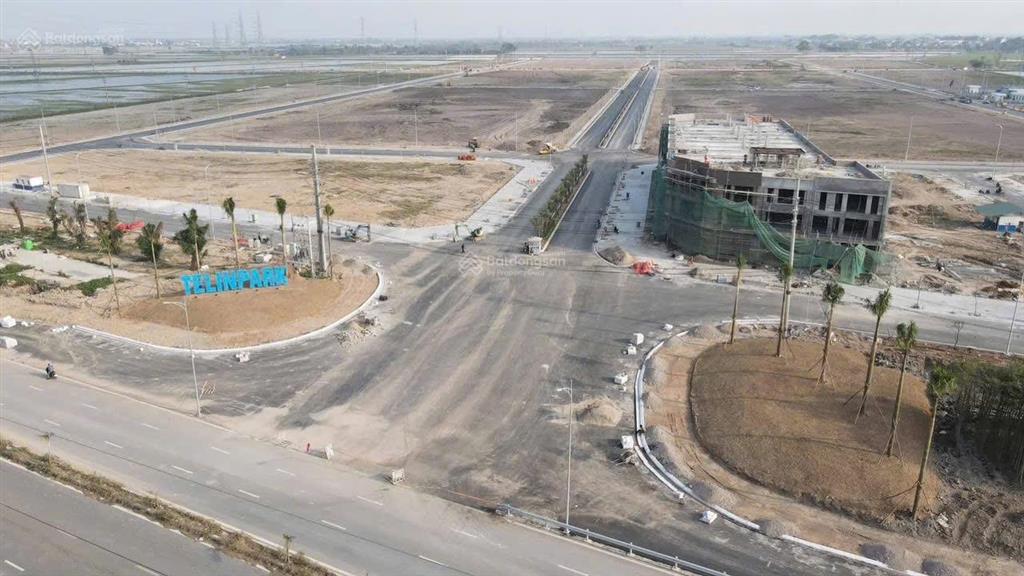 Chính chủ bán lô nhà xưởng 2169,12m2, giá gốc 7,7tr/m2. giá bán nhỉnh 9tr/m2. vị trí đẹp.