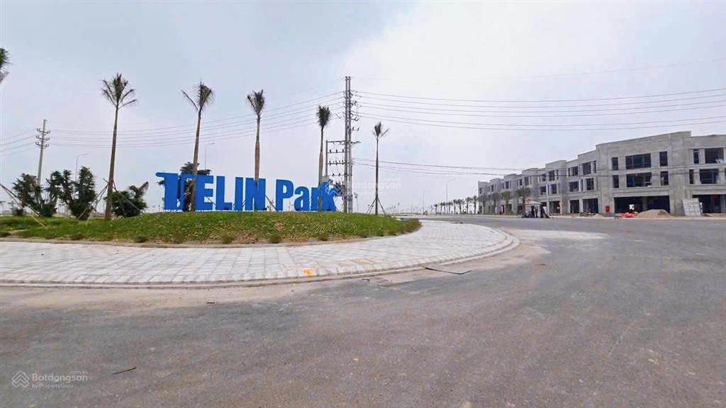 Chính chủ bán lô 2600m2 tại cụm telin kim bài, vị trí cực đẹp,trục đường 31m. giá gốc 5,8tr/m2