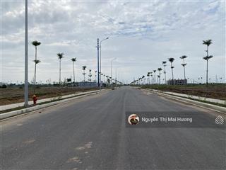 Chính chủ bán lô nhà xưởng 2700m2, giá gốc 6,5tr/m2, giá bán từ 8,xtr/m2. vị trí đẹp, trục đường to
