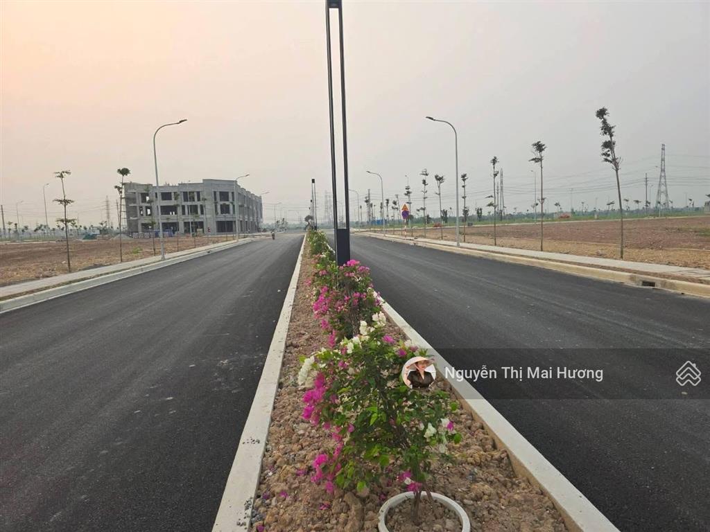 Bán kho, nhà xưởng tại cụm công nghiệp kim bài,giá gốc 6,5 triệu / m2, dt 2000 m2,