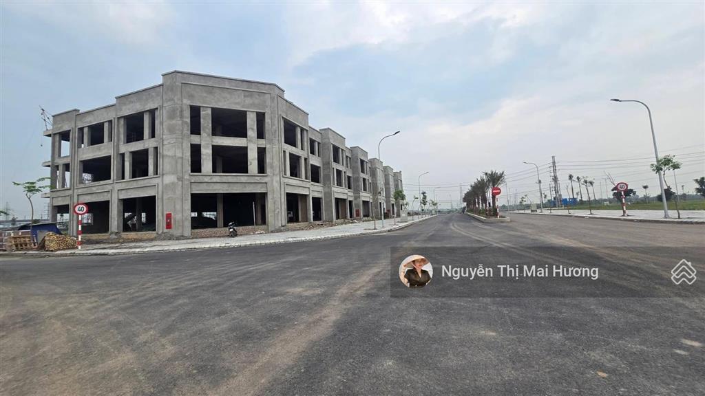Bán kho, nhà xưởng tại cụm công nghiệp kim bài,giá gốc 6,5 triệu / m2, dt 2000 m2,