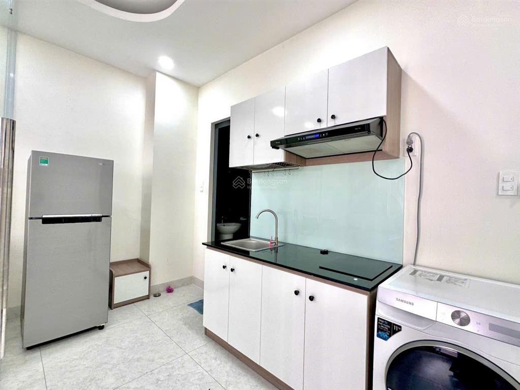 Cho thuê căn hộ full nội thất 8tr/th, tách bếp, có thang máy khu cityland p10, gò vấp
