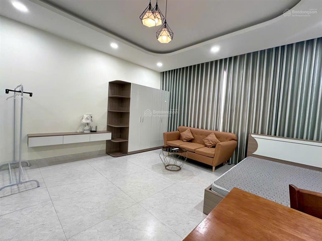 Cho thuê căn hộ full nội thất 8tr/th, tách bếp, có thang máy khu cityland p10, gò vấp