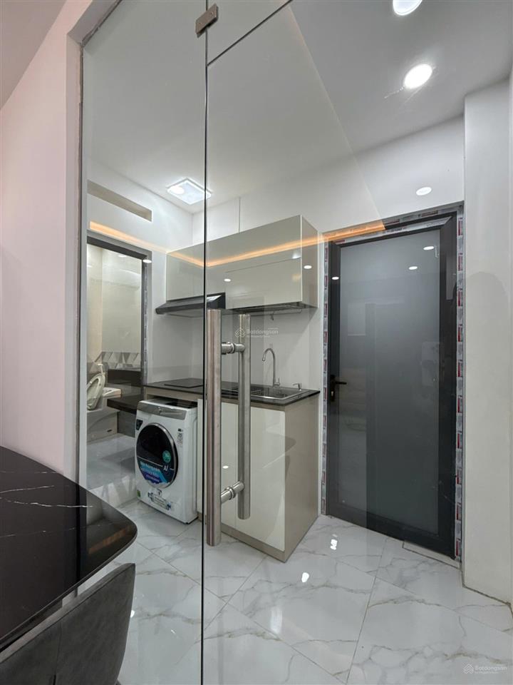 Cho thuê căn hộ full nội thất 9tr/th có ban công, tách bếp, thang máy khu cityland p10, gò vấp
