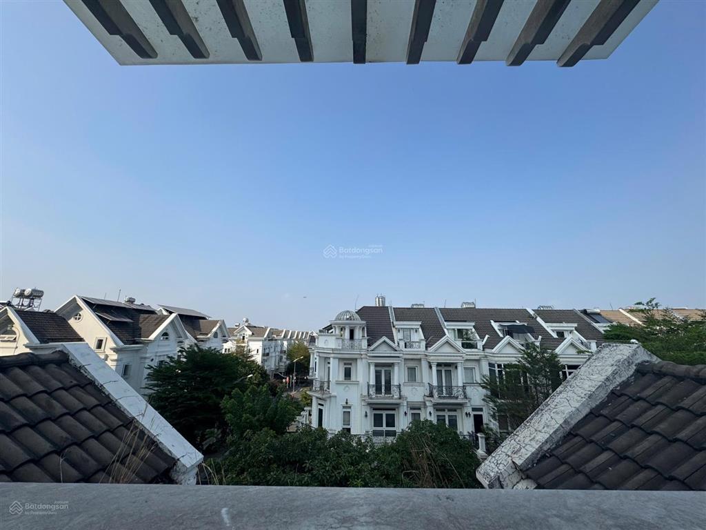 Cho thuê nguyên căn biệt thự liền kề 45tr/th khu cityland garden p5 gò vấp