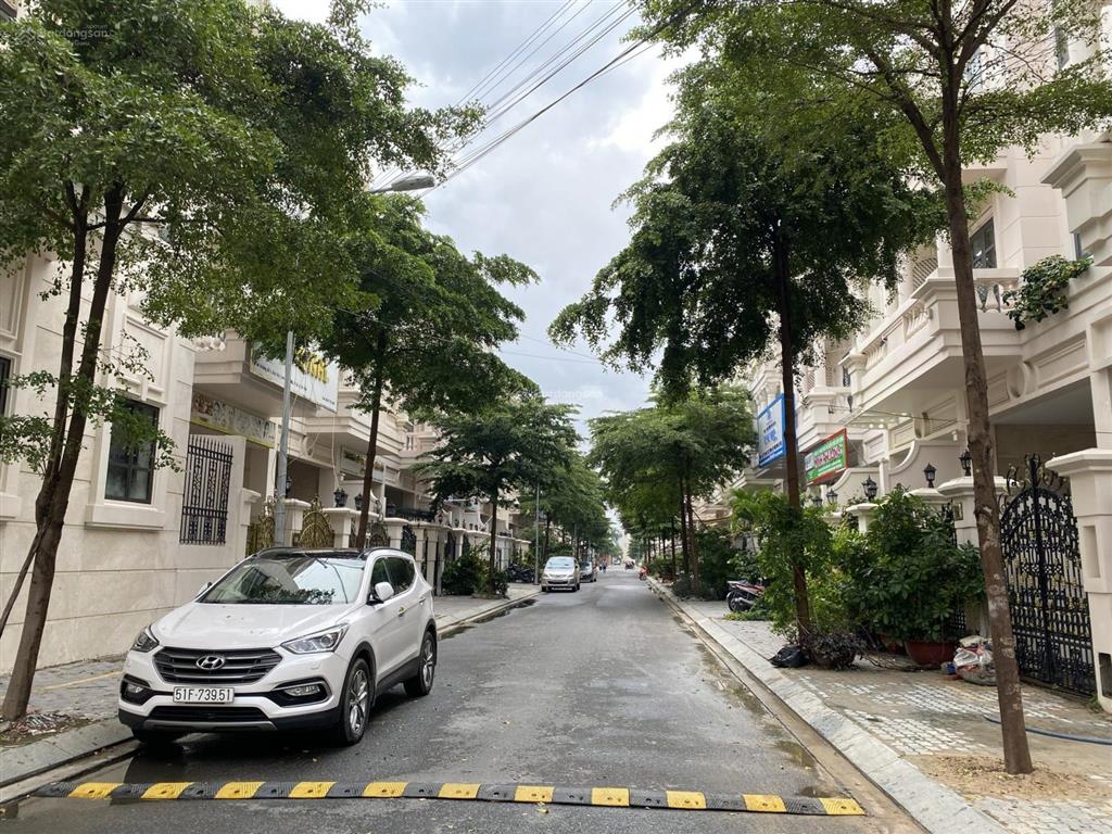 Bán nhà cityland park hills, p10, gò vấp giá 22 tỷ vị trí đẹp thoáng nhà 1 hầm 1 trệt 3 lầu