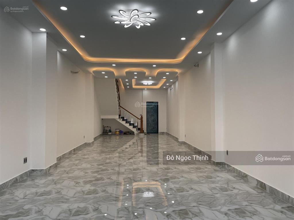 Cho thuê văn phòng khu cityland park hills gò vấp  5tr có nội thất văn phòng