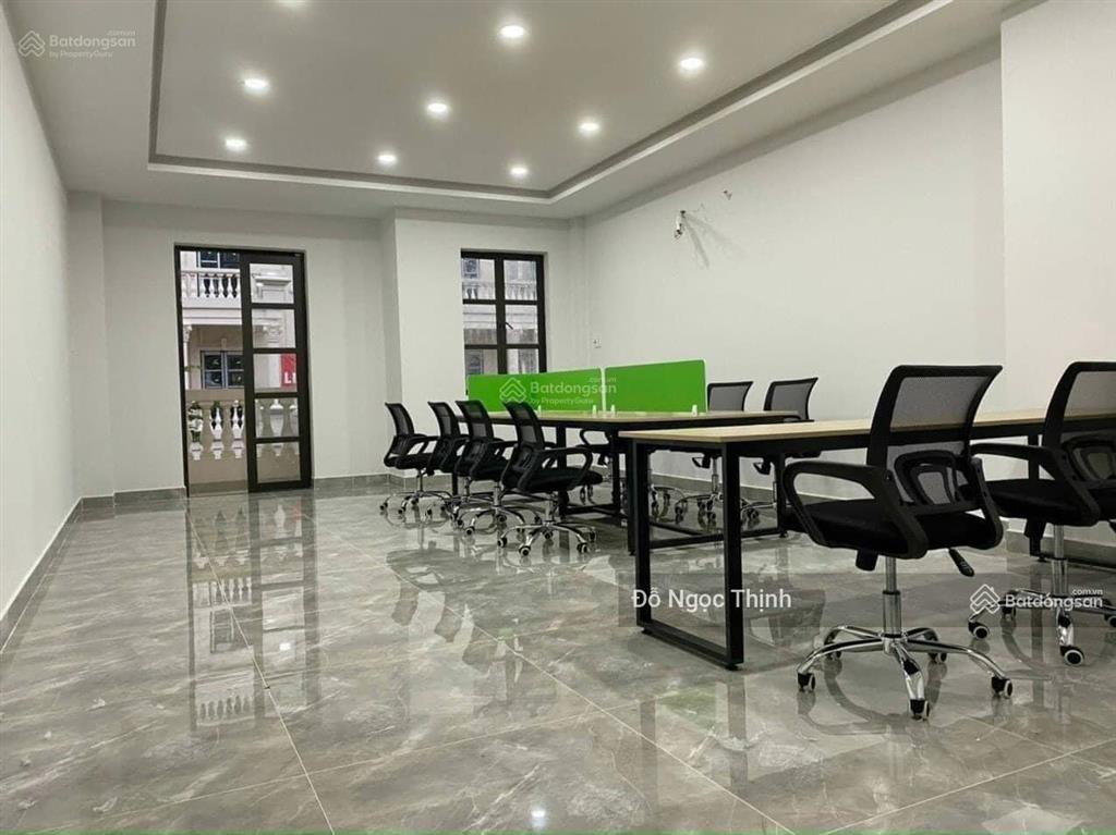 Cho thuê văn phòng khu cityland park hills gò vấp  5tr có nội thất văn phòng