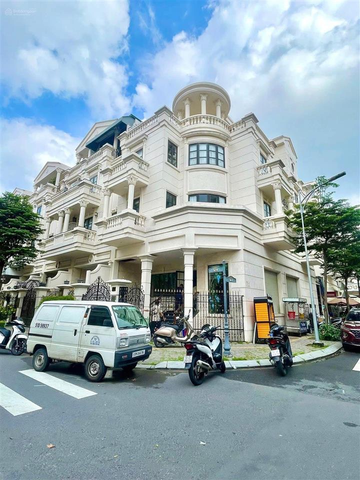Cho thuê mặt bằng trệt suốt 120m2 giá 20tr/th khu cityland p10 gò vấp