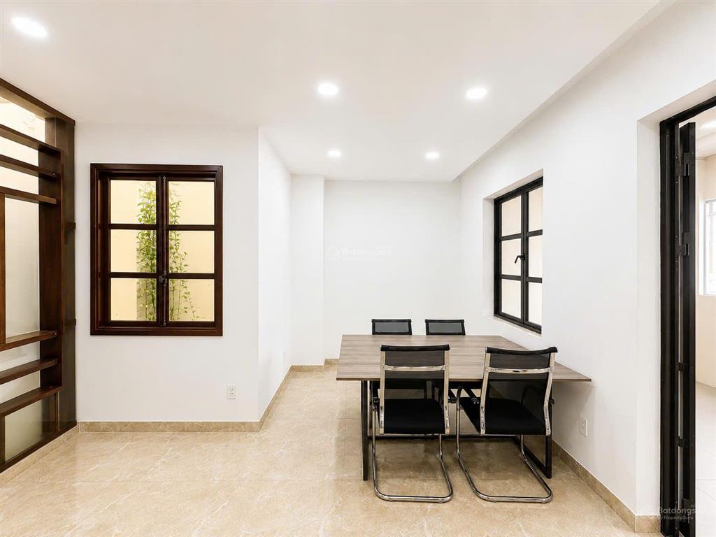 Cho thuê văn phòng 7tr5/th có nội thất văn phòng và hầm để xe khu cityland park hills gò vấp