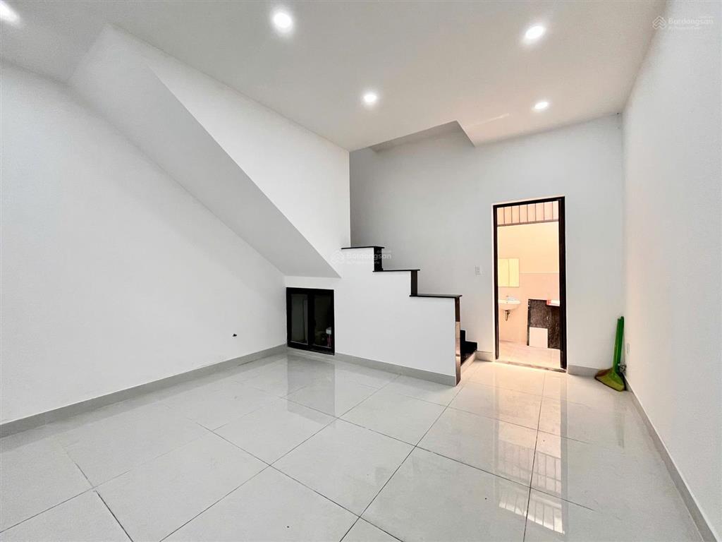 Cho thuê nguyên căn có thang máy, máy lạnh 60tr/th cityland gò vấp