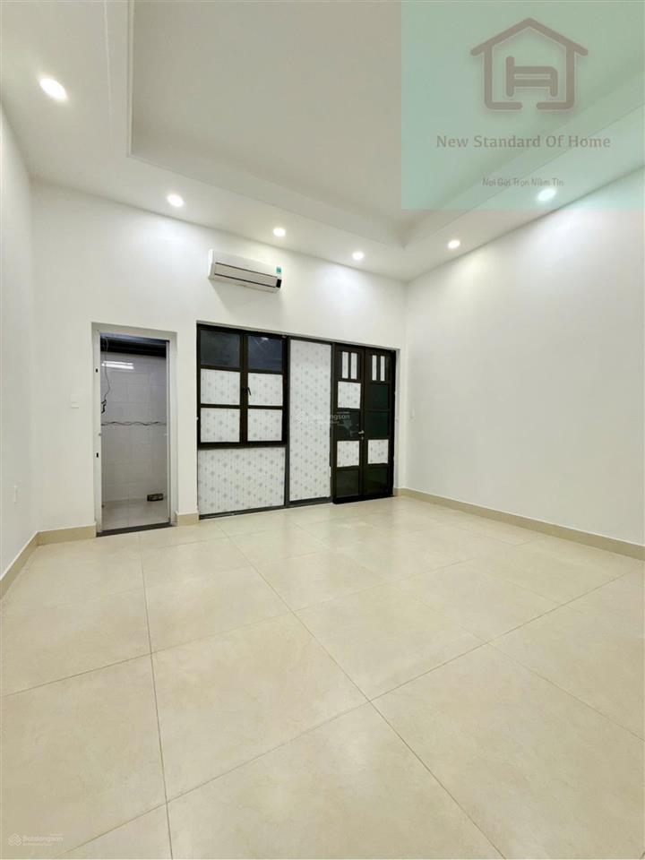 Cho thuê mặt bằng trệt suốt giá 16tr/th khu cityland park hills gò vấp