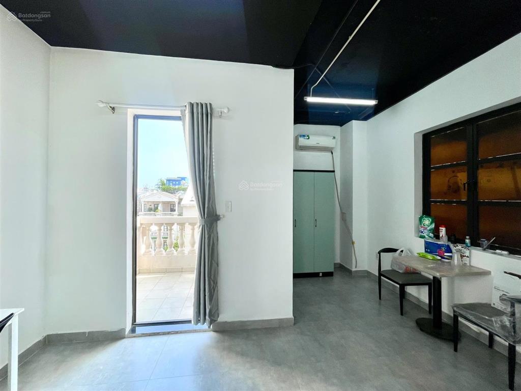 Cho thuê căn 2 phòng ngủ full nội thất 8tr/th có 2 ban công rộng khu cityland park hill gò vấp