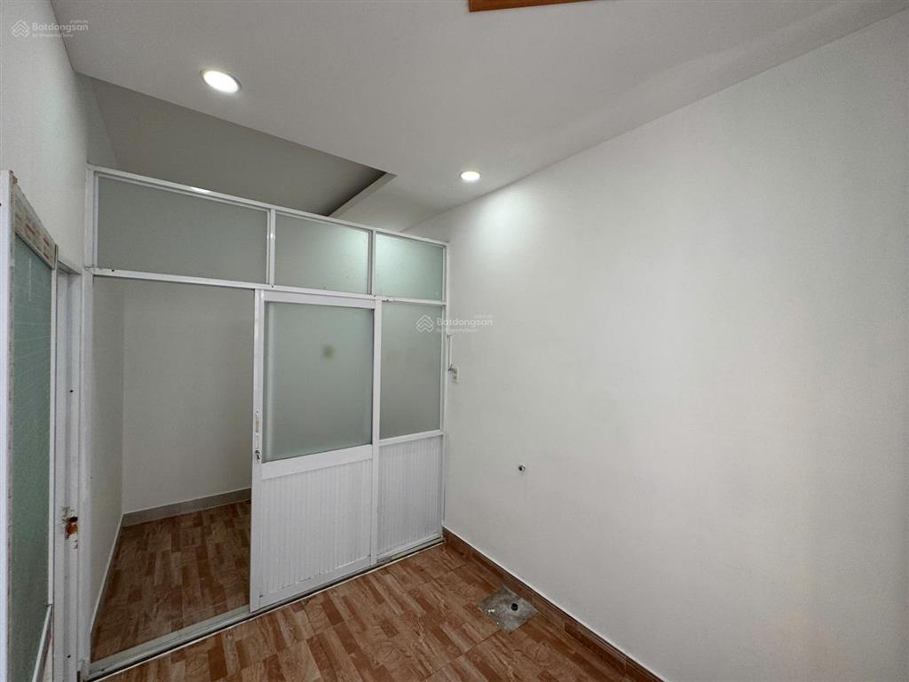 Cho thuê nguyên căn giá 40tr/th khu cityland park hills gò vấp