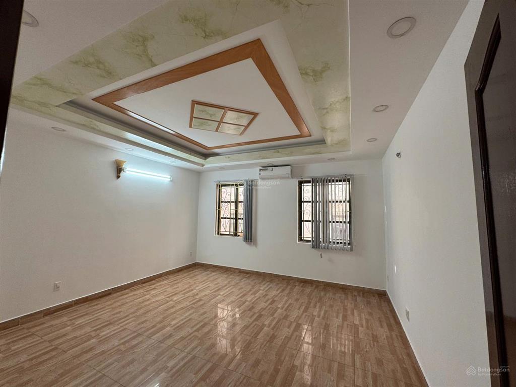 Cho thuê nguyên căn giá 40tr/th khu cityland park hills gò vấp