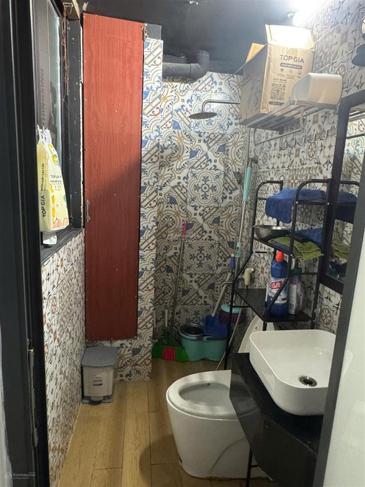 Cho thuê văn phòng 40m2 full bàn ghế giá 7tr5 có thang máy, bảo vệ tại phan văn trị, gò vấp