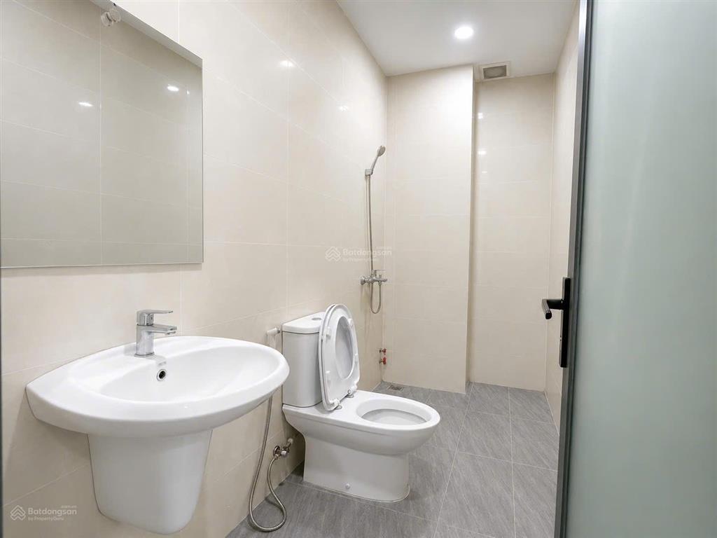 Cho thuê căn hộ full nội thất 10tr5/th, tách bếp, có thang máy khu cityland phường 10, gò vấp