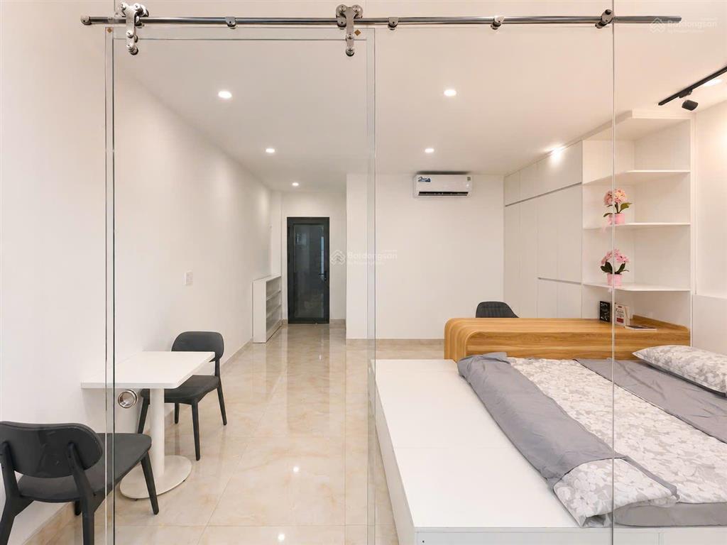 Cho thuê căn hộ full nội thất 10tr5/th, tách bếp, có thang máy khu cityland phường 10, gò vấp