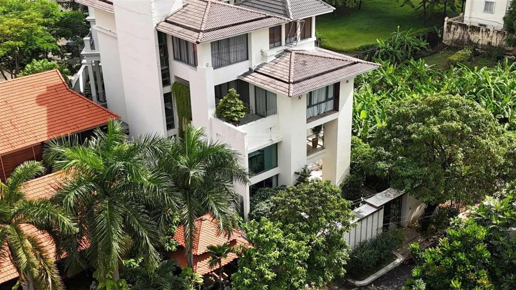 Chủ định cư! biệt thự compound nguyễn văn hưởng, thảo điền, dt 15x25,5m, hầm 3 tầng siêu đẹp, 98 tỷ