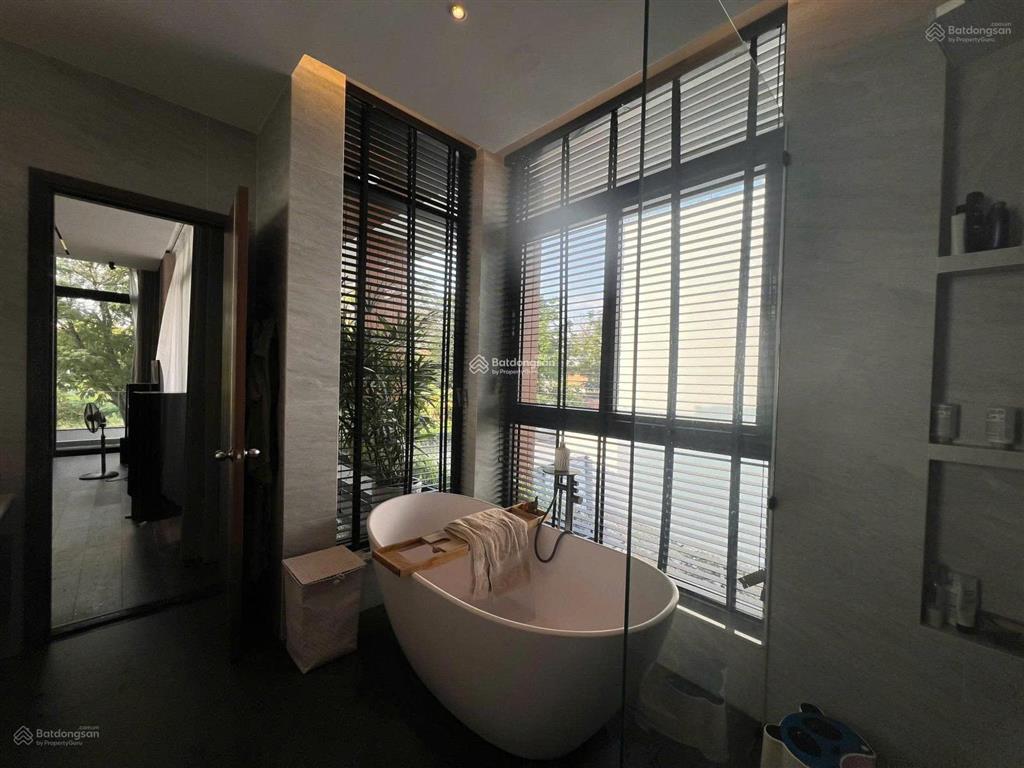 58 tỷ giảm về 42 tỷ! hầm 7 tầng 8x20m, ngay ủy ban trương văn bang, thạnh mỹ lợi quận 2! ngộp bank