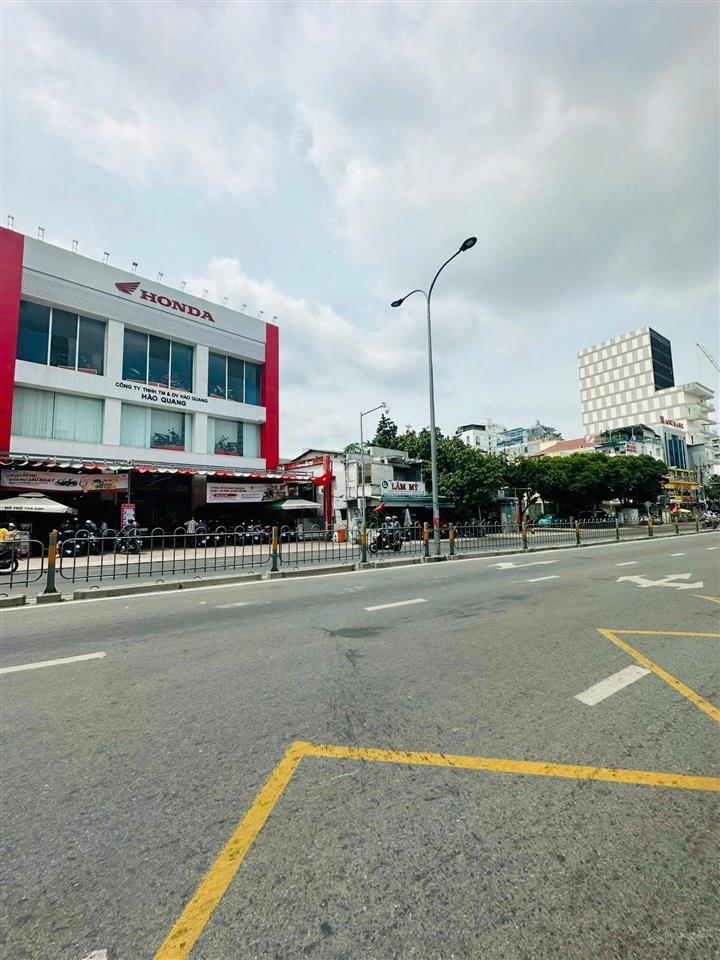 Bán gấp! mặt tiền phan đăng lưu, phú nhuận, 360m2  90 tỷ về 76 tỷ  ngay chợ bà chiểu