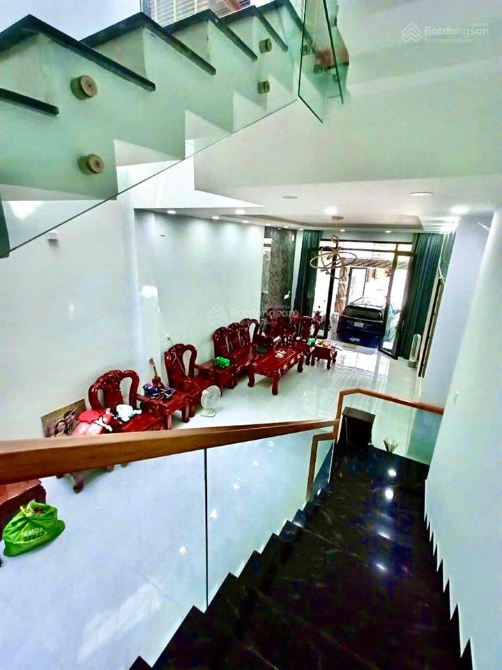 Bán nhà quận 7, nguyễn thị thập, 143m2 + 4t ngang 5m 7 cho đỗ cửa shr khu an ninh chỉ 15.7 tỷ tlcc