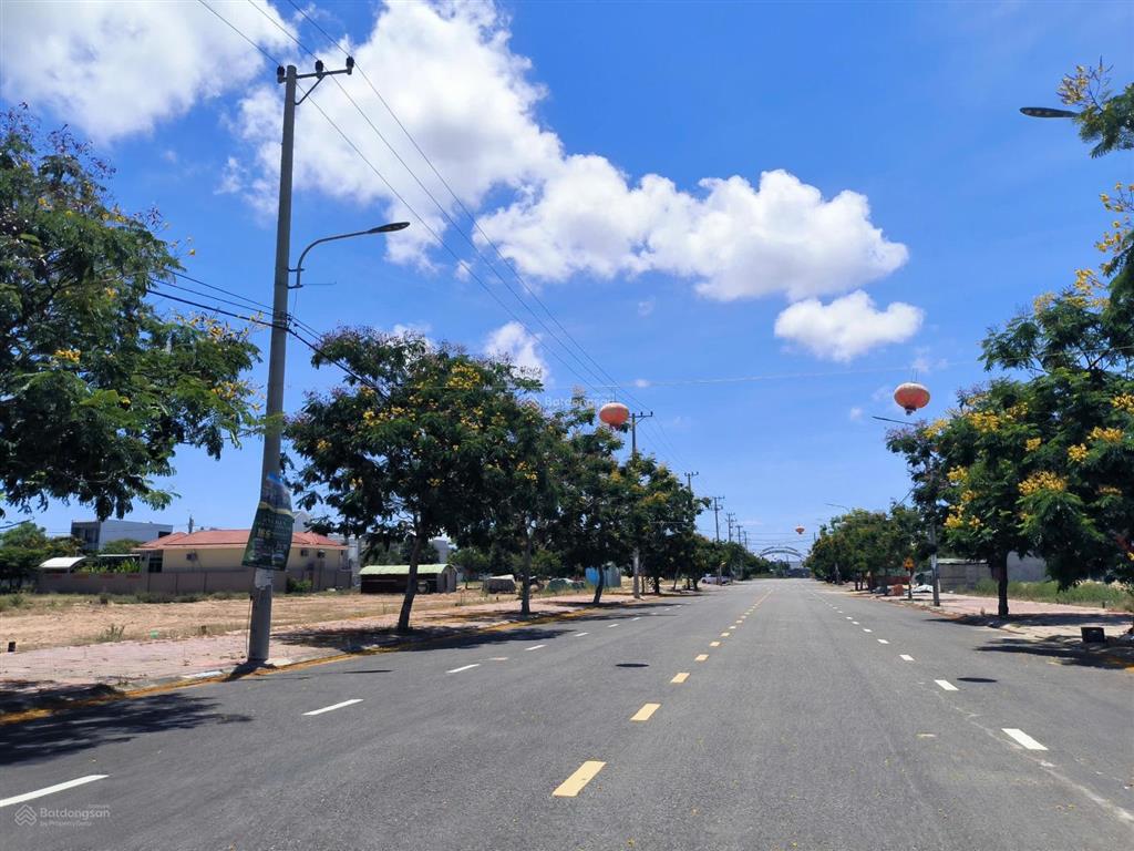 Bán đất biệt thự new city hội an dt 312m² đường 7m5 ngang 12m view công viên giá 5.35 tỷ