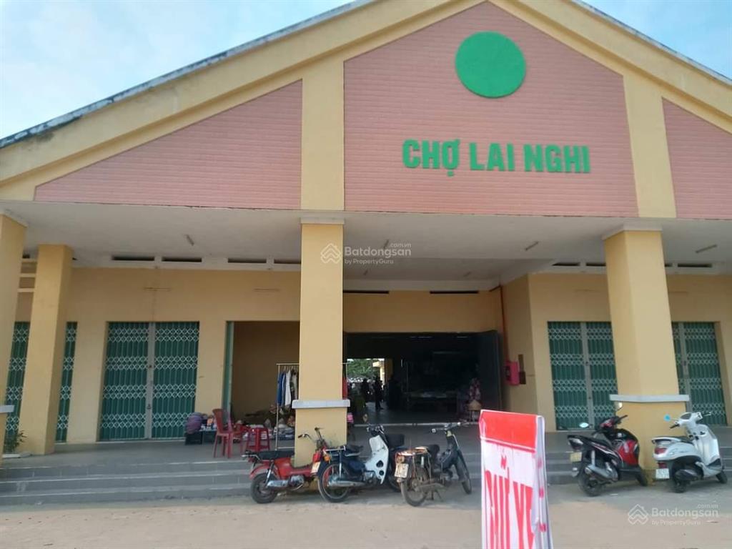 Chính chủ gửi bán đất mặt tiền chợ lai nghiriveria hội an complex đường 7m5 giá 2,5 tỷ có sổ đỏ