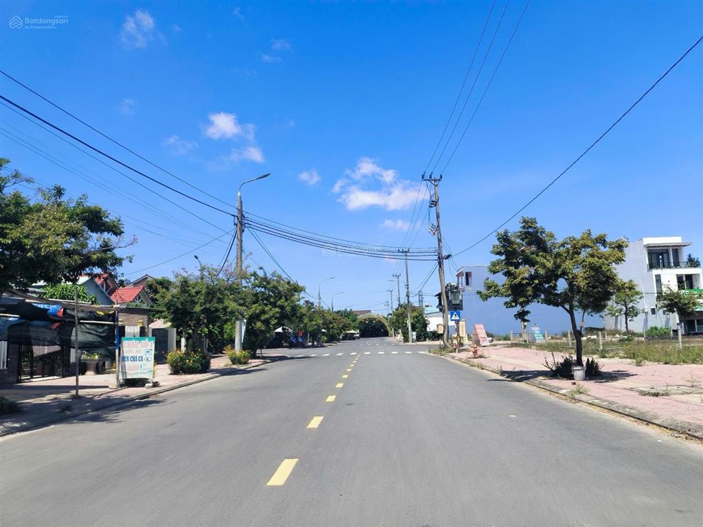 Chính chủ gửi bán đất mặt tiền chợ lai nghiriveria hội an complex đường 7m5 giá 2,5 tỷ có sổ đỏ
