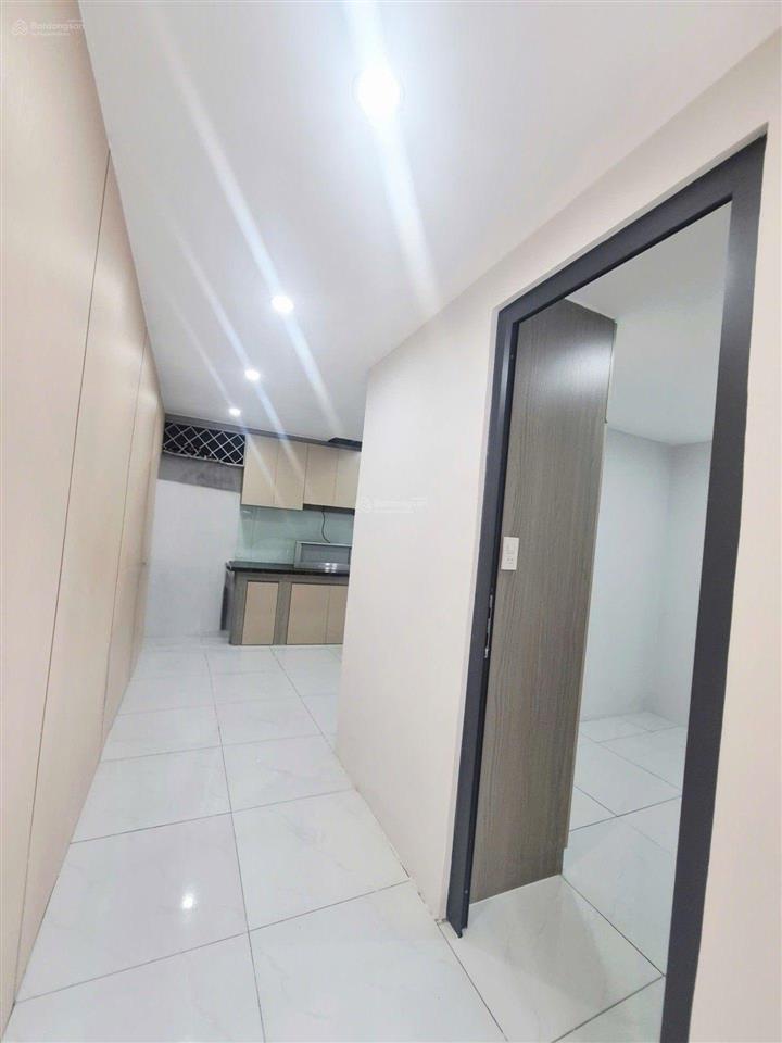 Bán nhà mới phan văn hớn chỉ 4,2 tỷ tl  2 tầng  2 pn