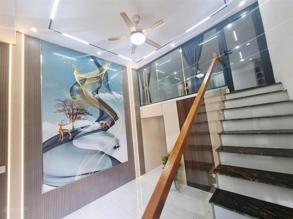 Bán nhà mới phan văn hớn chỉ 4,2 tỷ tl  2 tầng  2 pn