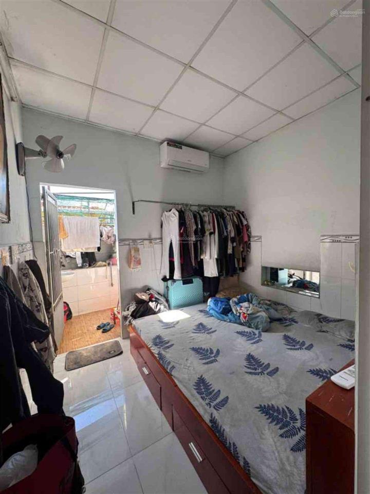 Bán nhà 2 tầng  chưa tới 3 tỷ, shr, nguyễn văn quá  đông hưng thuận  quận 12  gần chợ cây sộp