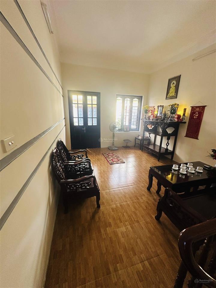 Bán nhà ngõ 543 đ. giải phóng 46m2, 14,9 tỷ, ô tô đỗ cửa  ở, kinh doanh đỉnh ngã tư vọng 600m