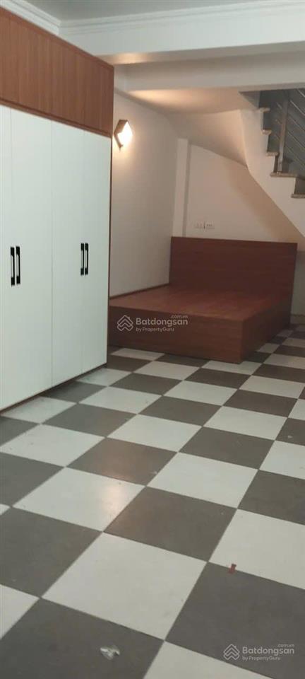 Cho thuê nhà riêng 5 tầng tại ngõ 6 miêu nha, tây mỗ  3pn  3wc  8 triệu/1 tháng