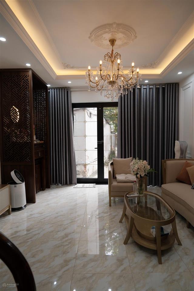 Bán nhà riêng chính chỉ 34m2, 5tang, thang máy , full nội thất cao cấp