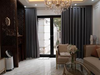 Bán nhà riêng chính chỉ 34m2, 5tang, thang máy , full nội thất cao cấp