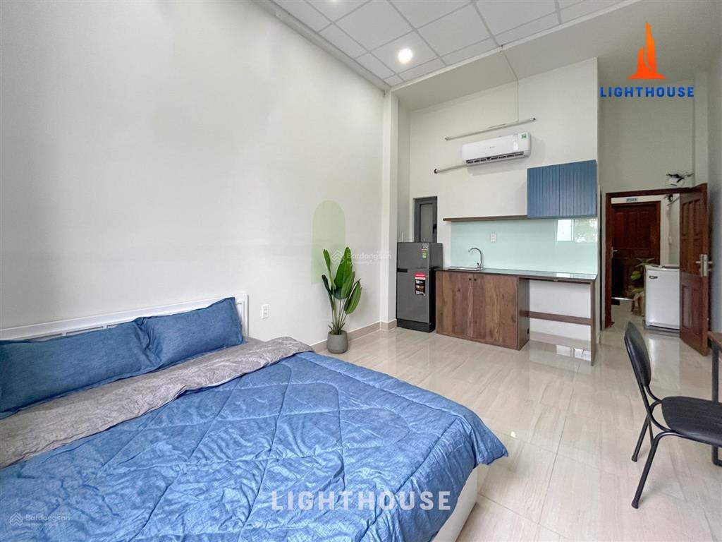 Cho thuê căn hộ có cửa sổ, rộng 28m2, đường lê văn sỹ, quận 3