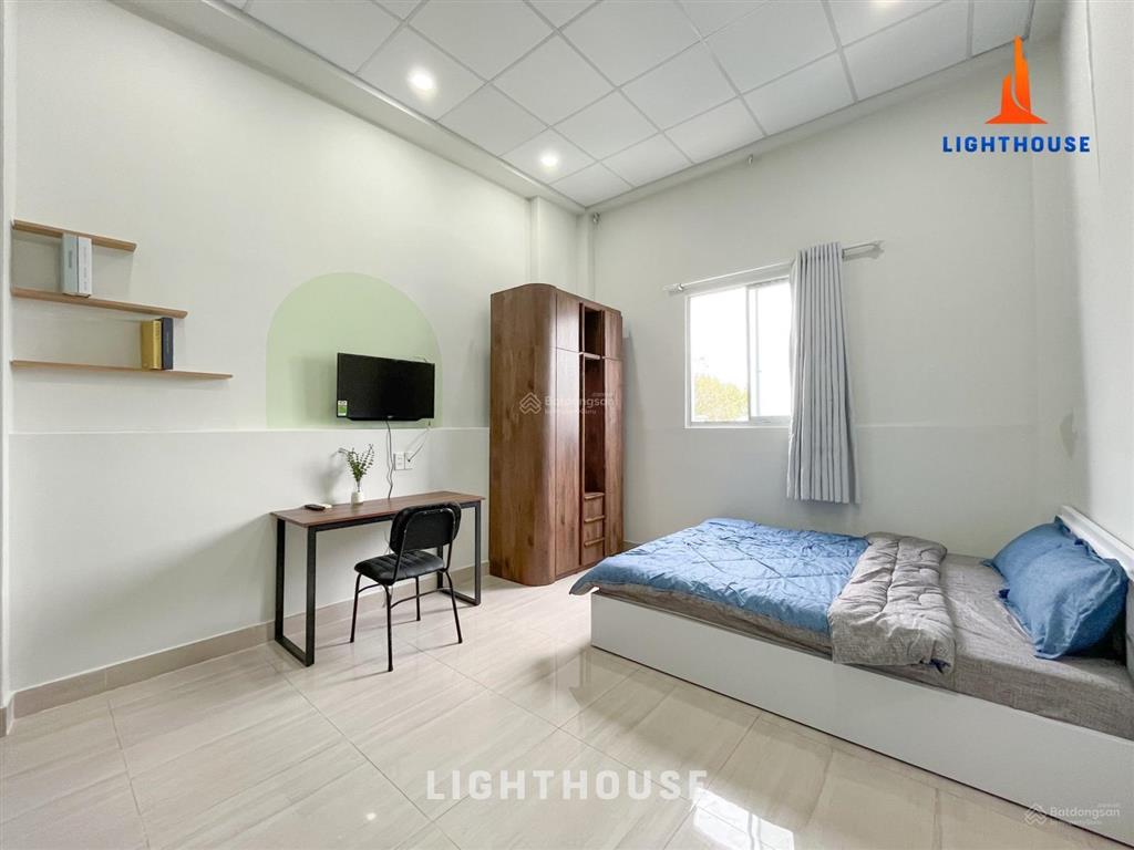 Cho thuê căn hộ có cửa sổ, rộng 28m2, đường lê văn sỹ, quận 3