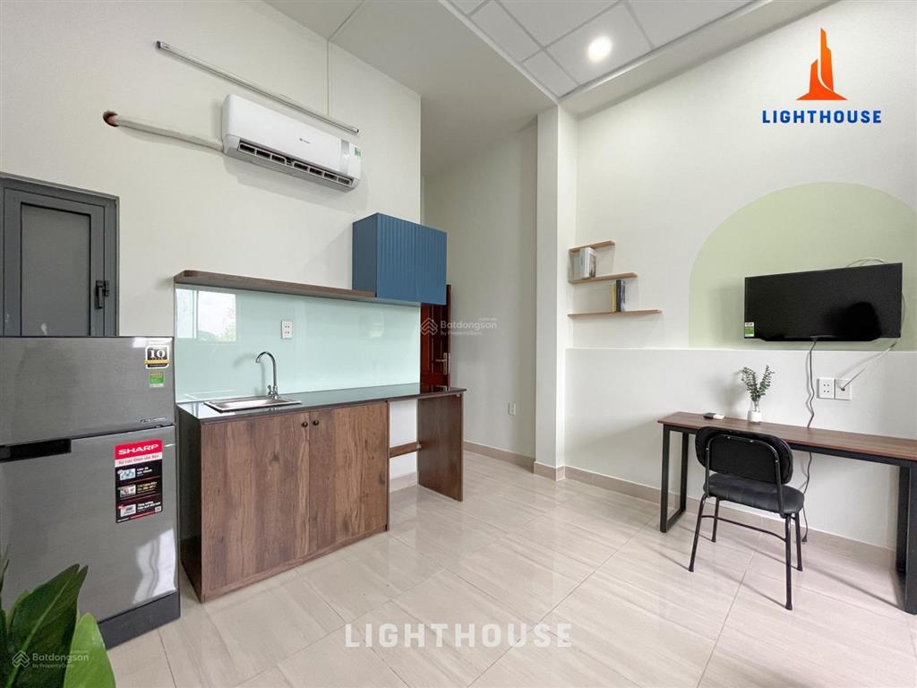 Cho thuê căn hộ có cửa sổ, rộng 28m2, đường lê văn sỹ, quận 3