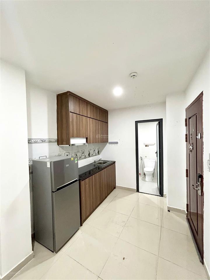Cho thuê căn hộ 1pn tách bếp, có balcony  rộng 35m2  thành thái q10