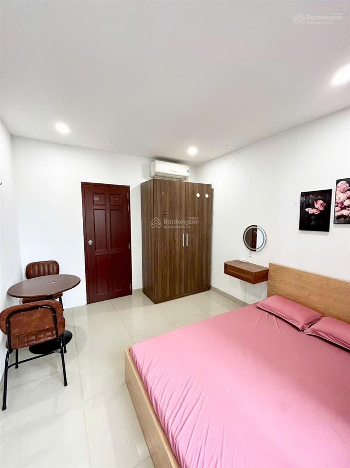 Cho thuê căn hộ 1pn tách bếp, có balcony  rộng 35m2  thành thái q10