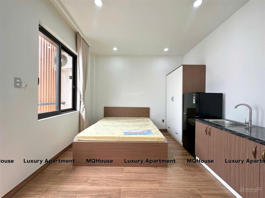 Cho thuê căn hộ mới  rộng 28m2  cmt8 q10