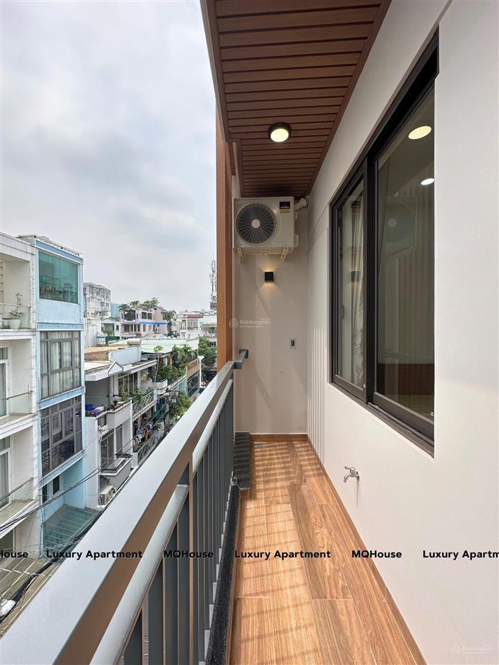 Cho thuê căn hộ mới  rộng 28m2  cmt8 q10