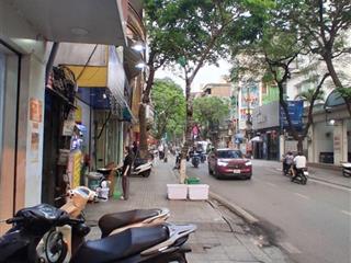 Mặt phố đội cấn  lô góc  2 thoáng  kinh doanh  sổ đẹp  dòng tiền 50tr/tháng
dt 46m x5tầng