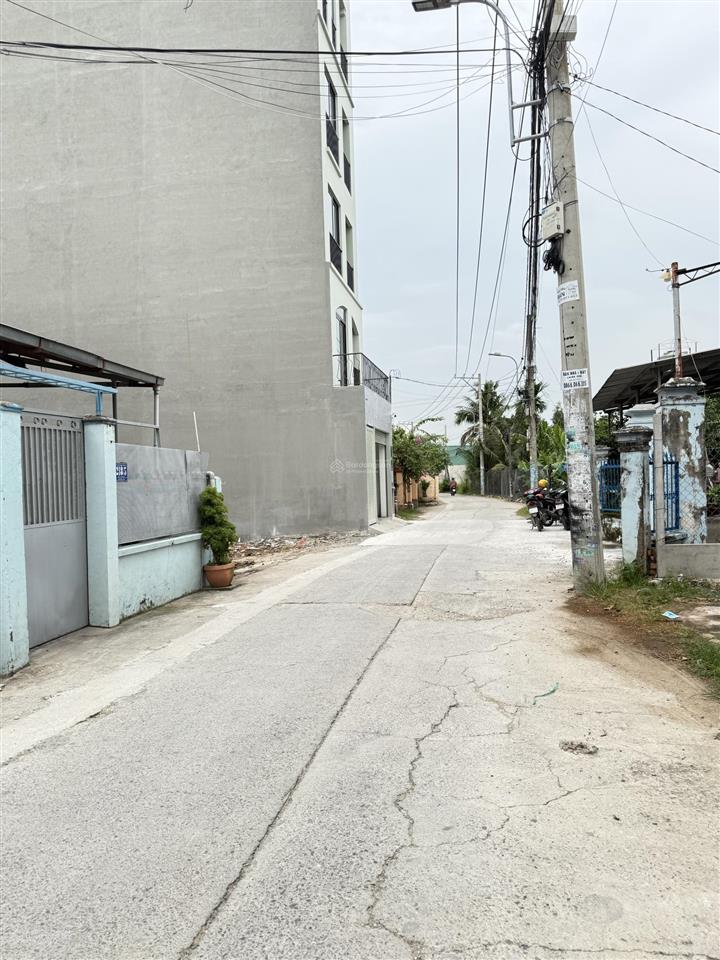 Nc bán đất 2 mặt tiền trước + sau. mặt tiền 218 võ văn hát, p. long trường, q9 gần đh marketting
