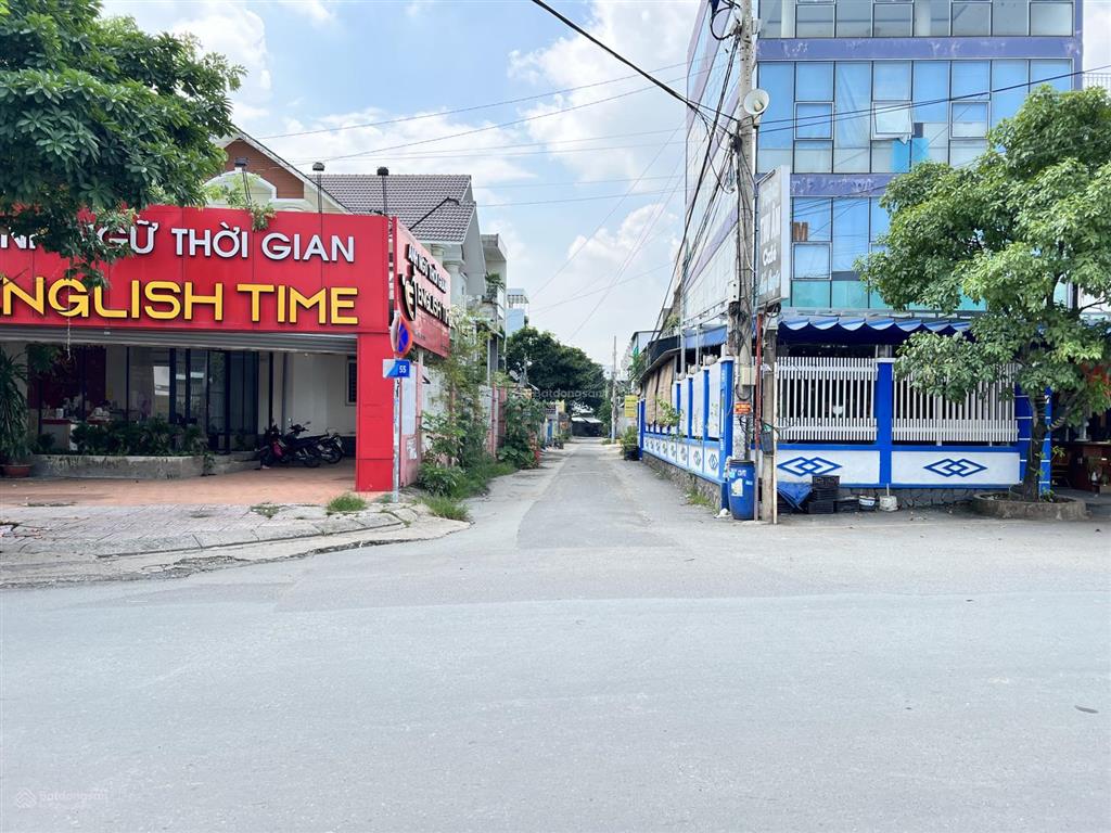 Lô đất vị trí đẹp, gần ngay ngã 3 lò lu  lã xuân oai mở rộng 30m.