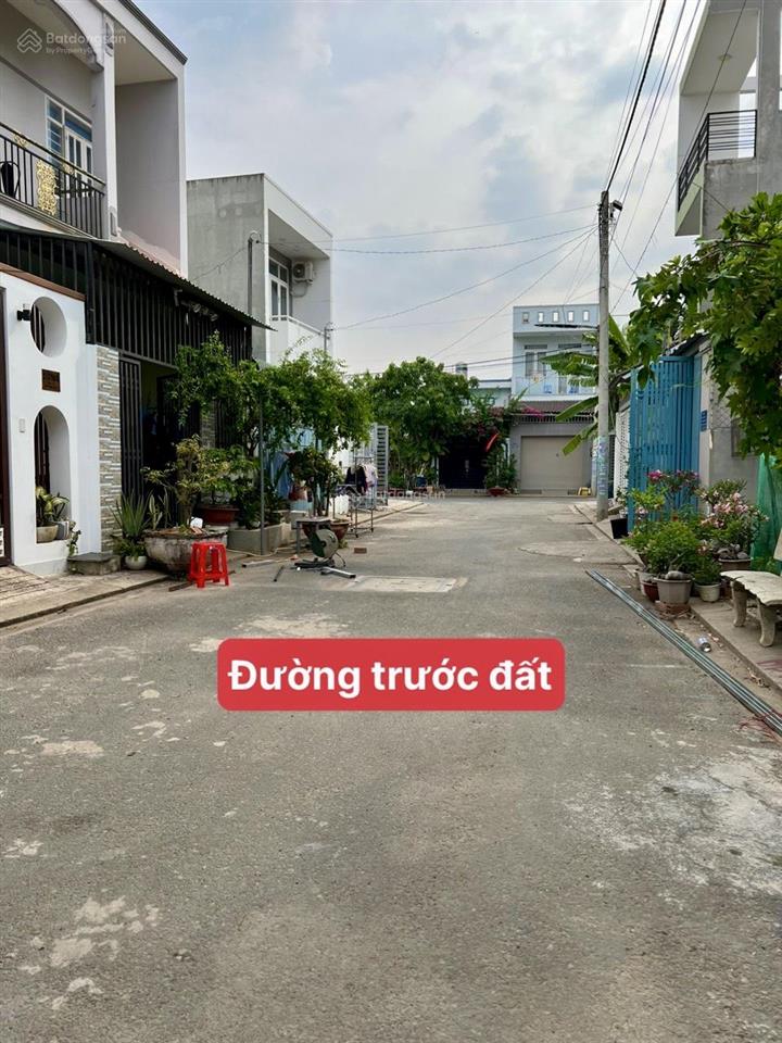 Nc lô giá hời võ văn hát. dt 51m2. ngang 4,8m. đường nhựa 7m. hướng đông nam